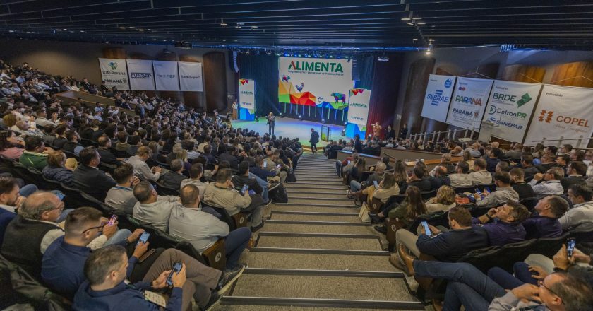 Conexão com líderes da avicultura marca presença da Aviagen América Latina no Alimenta 2025