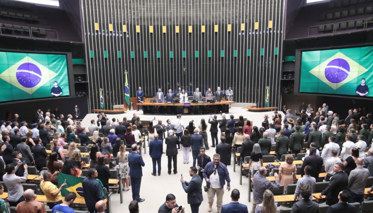 Câmara dos Deputados homenageia os 63 anos de Brasília