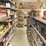 Reforma tributária: isenção de impostos na cesta básica pode resultar em aumento de preços, alerta especialista